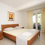 Family Friendly With A Swimming Pool Okrug Gornji, Ciovo - 10401 Апартаменты Трогир