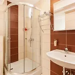 Апартаменты Family Friendly With A Swimming Pool Okrug Gornji, Ciovo - 10401 *