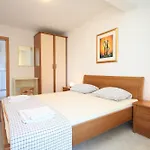 Appartamento Family Friendly With A Swimming Pool Okrug Gornji, Ciovo - 10401 *