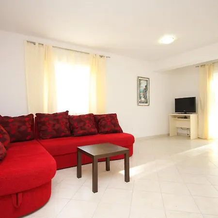 Family Friendly With A Swimming Pool Okrug Gornji, Ciovo - 10401 公寓