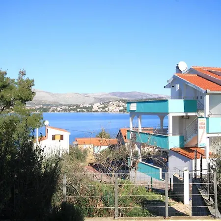 Family Friendly With A Swimming Pool Okrug Gornji, Ciovo - 10401 Appartamento