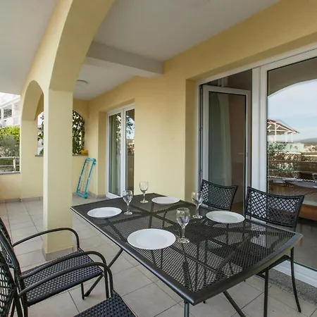 公寓 Family Friendly With A Swimming Pool Okrug Gornji, Ciovo - 10401 特罗吉尔