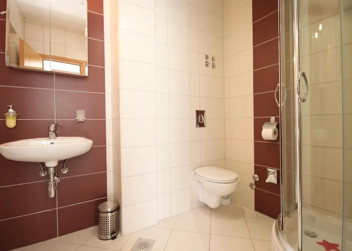 Family Friendly With A Swimming Pool Okrug Gornji, Ciovo - 10401 Appartement Trogir
